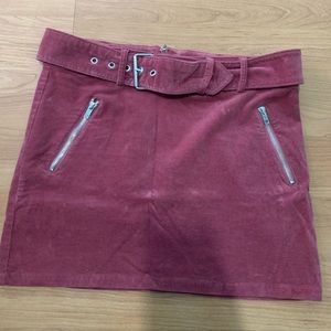 Corduroy mini skirt with belt and zippers